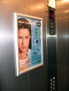 Рекламный стенд в лифтах БЦ